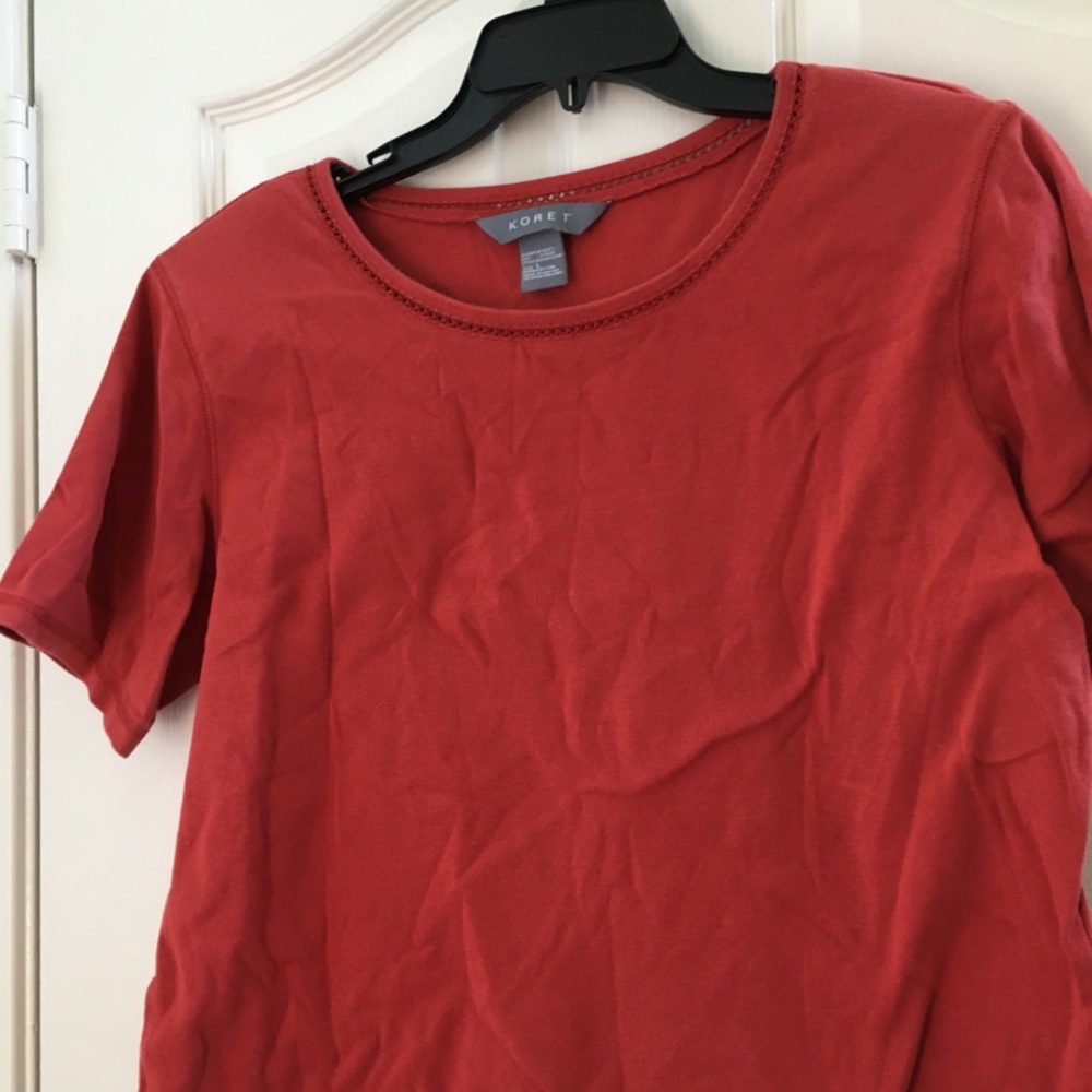 FINAL MARKDOWN Ladies koret tee large